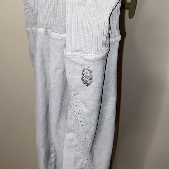 Free People Movement Good Karma Onesie NWOT in GREY size XS/S - Picture 3 of 9